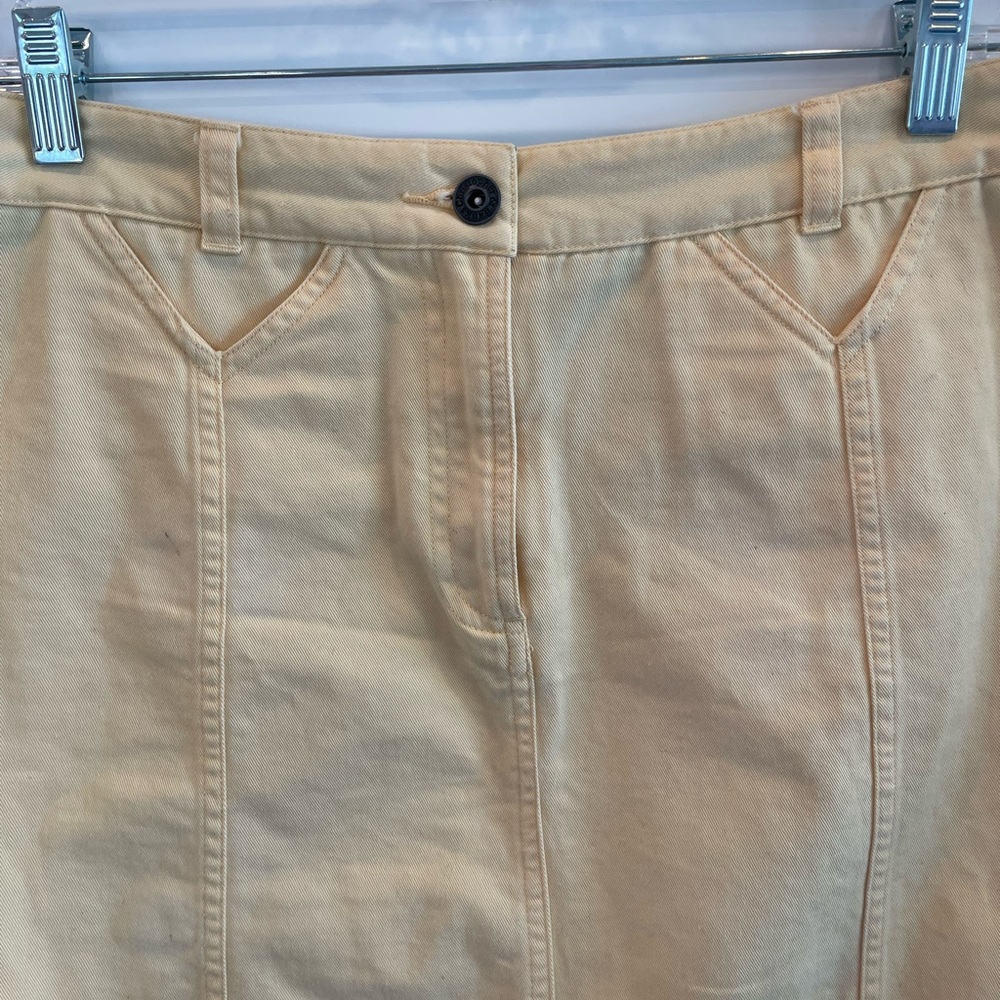 Vintage soft yellow summer skirt - Picture 4 of 13